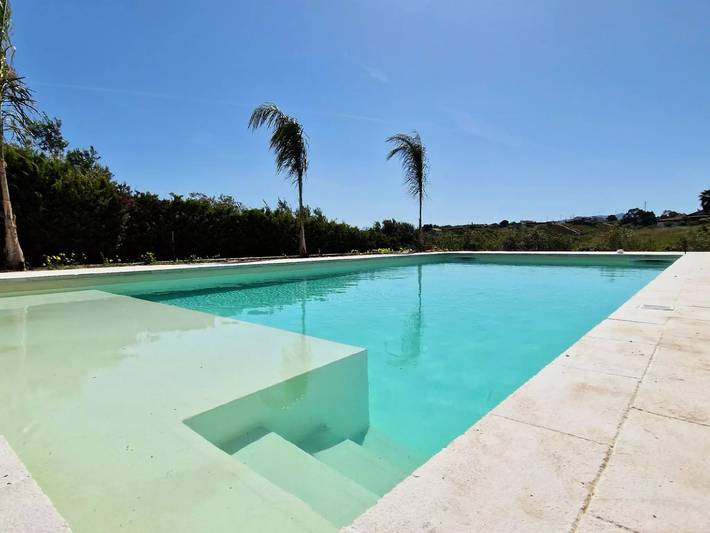 Villa per 4 persone, con giardino e piscina a Alcamo Marina