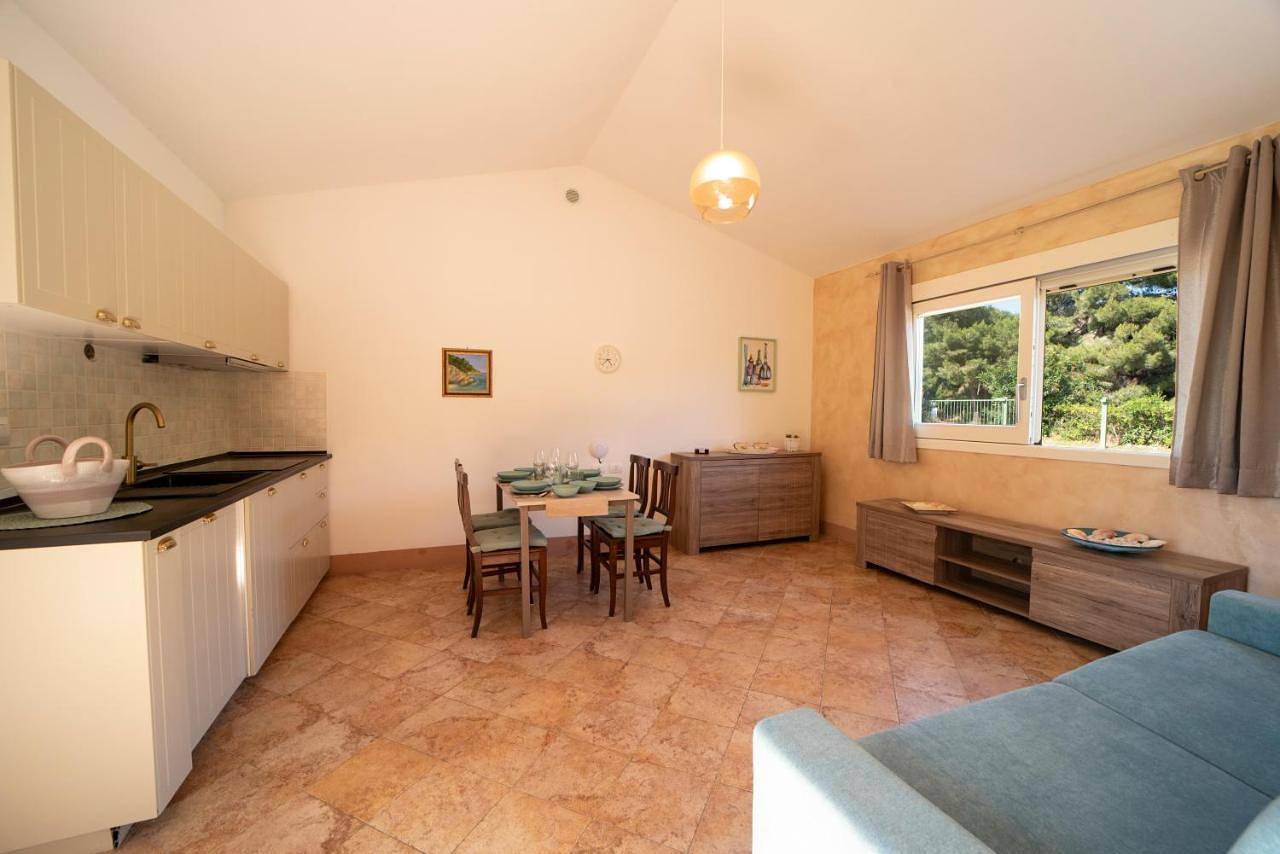 Residence Le Grazie Est in Madonna delle Grazie, Capoliveri