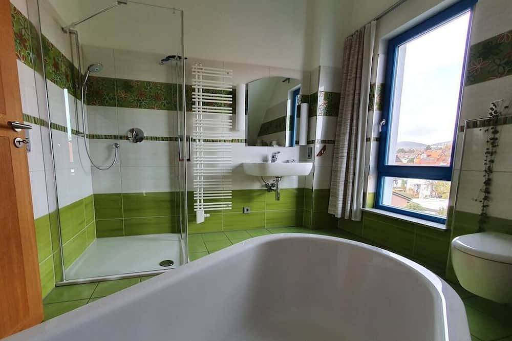 Engemann Retraite moderne in Niederzwehren, Cassel (Allemagne)