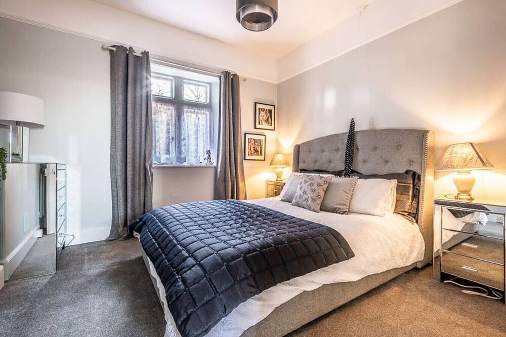 Apartamento entero, Charming character lodge in cemetery grounds in Exeter, Devon