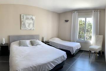 Villa pour 6 Personnes dans Sanary-sur-Mer, Région de Toulon, Photo 2