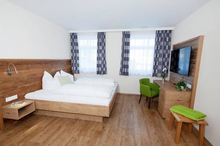 Bauernhof für 5 Personen, mit Terrasse und Ausblick sowie Garten am Forggensee - 2