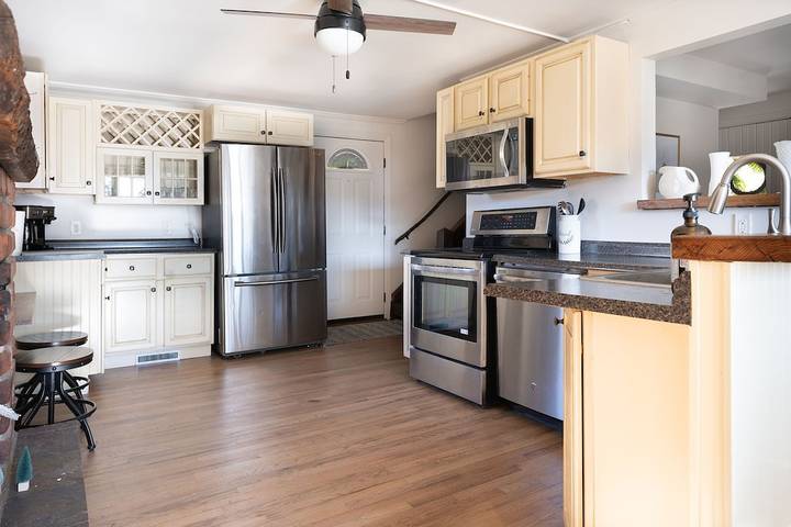 Ferienhaus für 11 Personen, mit Garten und Whirlpool sowie Terrasse - 1