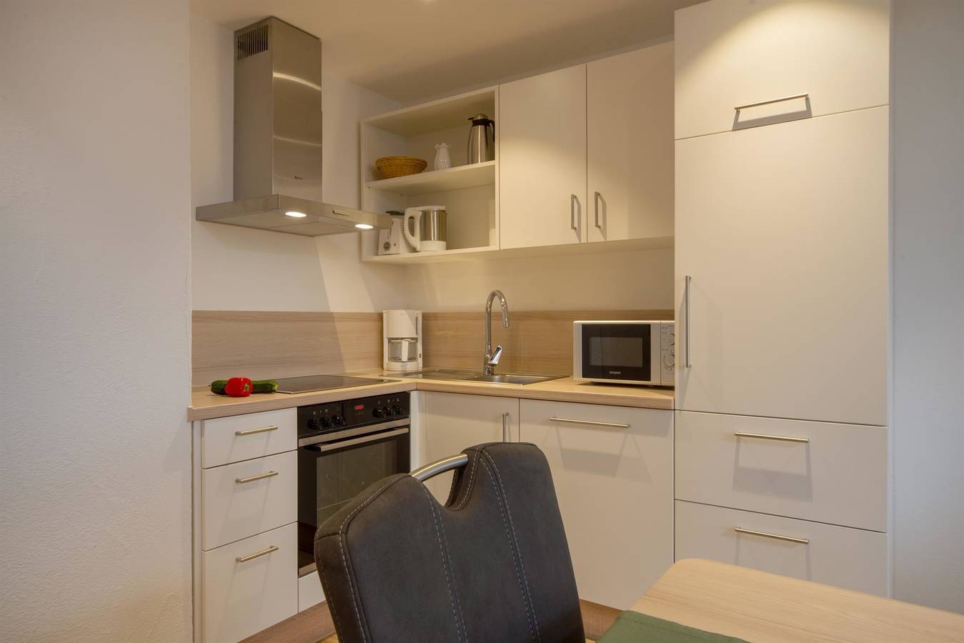 Ganze Ferienwohnung, Fewo Schlossweiher mit Balkon und Panoramablick in Seeg, Bayerisch Schwaben