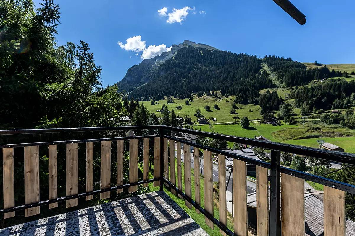 Chalet independiente junto a las pistas de esquí, 3 Ch, hermosa exposición y hermosa vista in La Clusaz, Región de Annecy