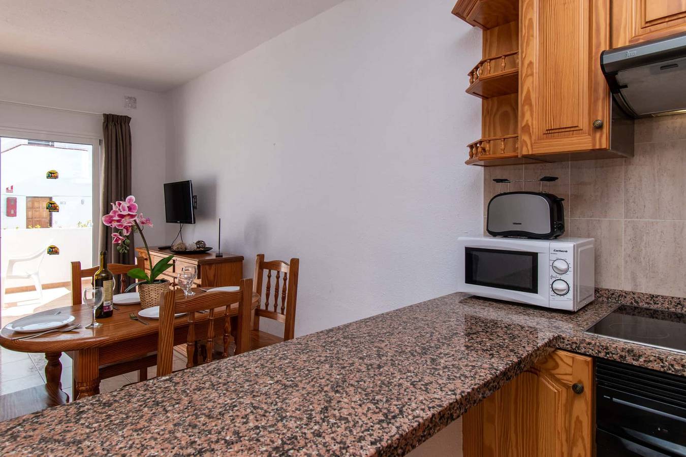 Entire apartment, Las Blanquitas 3 in Playa de las Américas, Arona