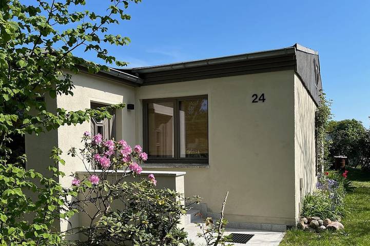Ferienhaus für 4 Personen, mit Balkon und Garten in Gelbensande
