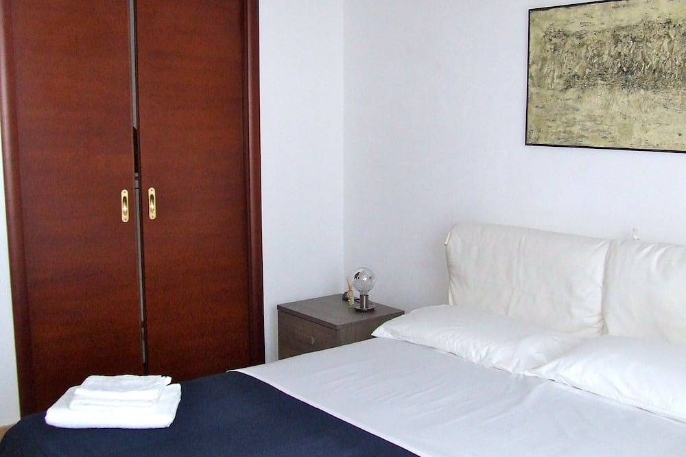 Villa Marlu nur einen Schritt von einer Küstenstraße mit Charme entfernt. in Bisceglie, Via Francigena