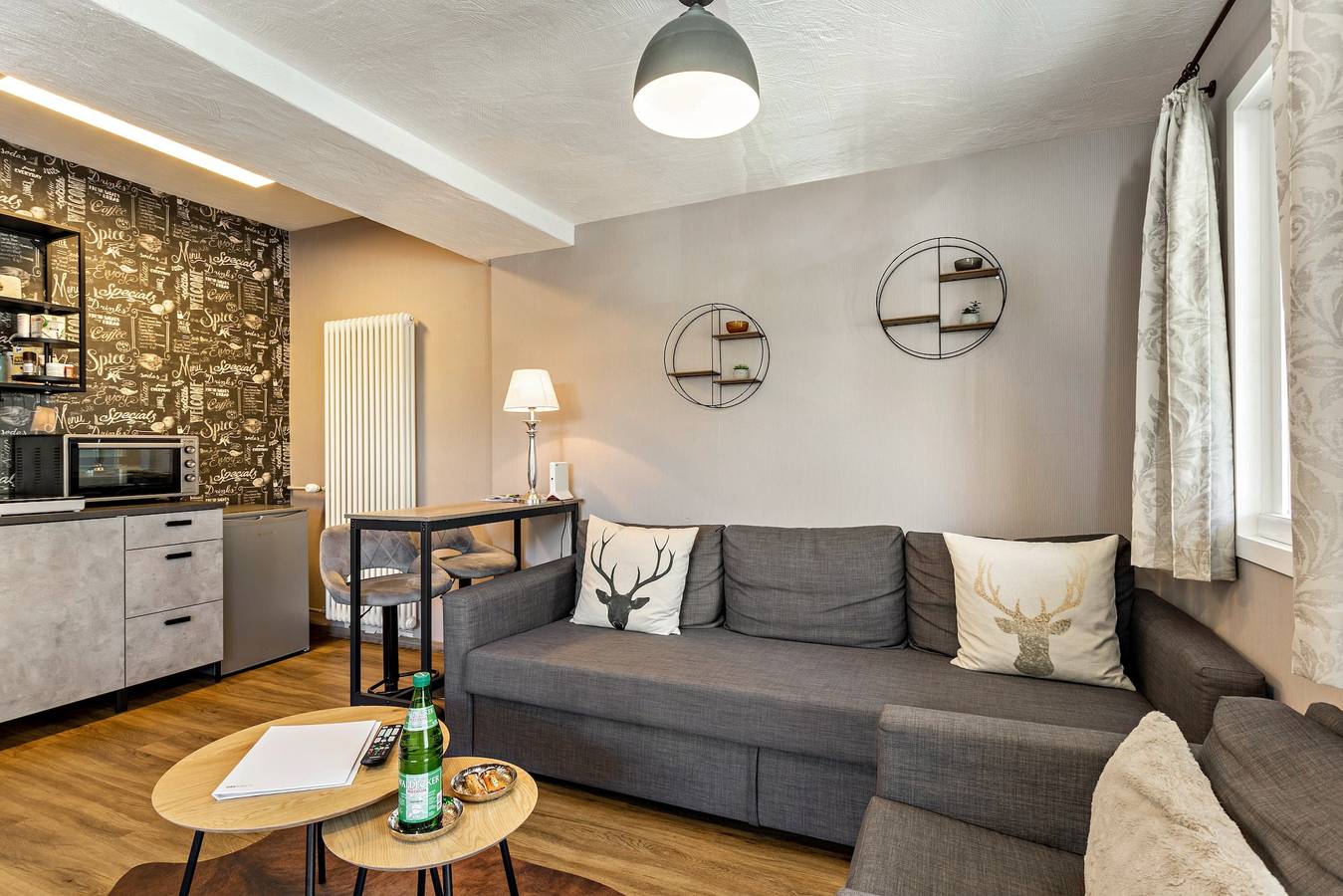 Geheel appartement, Vakantiewoningen Löwenstein Fewo 2 met gemeenschappelijke tuin en wifi in Willingen, Upland