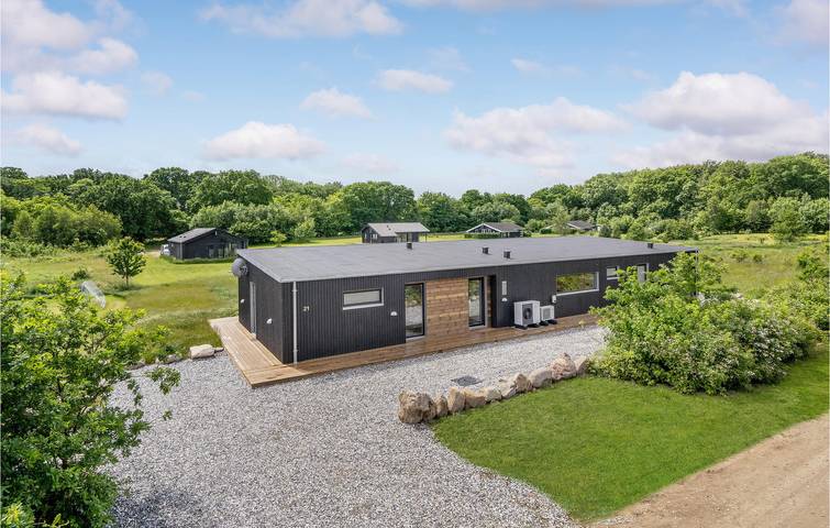 Ferienhaus für 10 Personen, mit Terrasse und Sauna in Nordstrand (Tranekær)