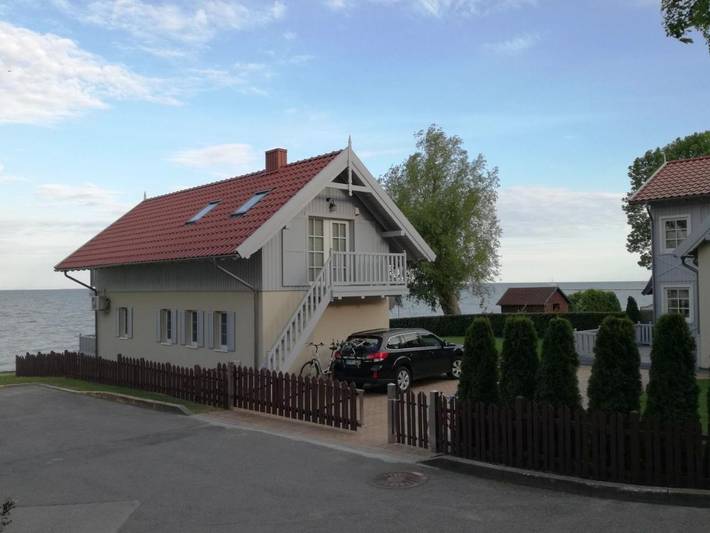 Apartament wakacyjny dla 4 osób, z Taras i Ogród oraz Widok w Nida