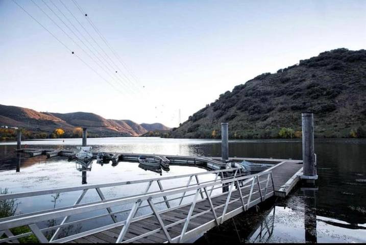 Location de vacances pour 5 personnes, avec terrasse et vue à Vila Flor - 2