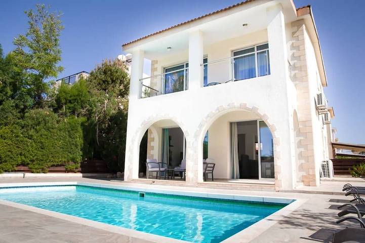 Villa for 6 people in Paphos