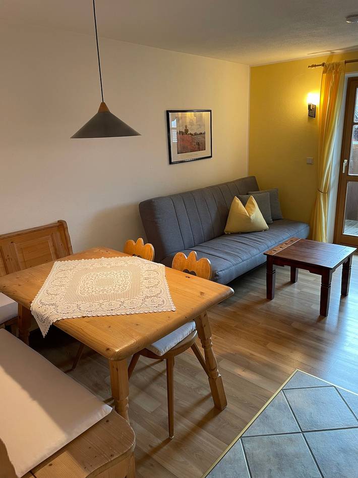 Geheel vakantieappartement, Vakantieappartement voor 3 personen met balkon in Ehrwald, Ammergauer Alpen (Oostenrijk)