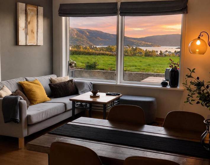 Ferienwohnung für 5 Personen, mit Balkon und Terrasse sowie Garten und Sauna in Preikestolen