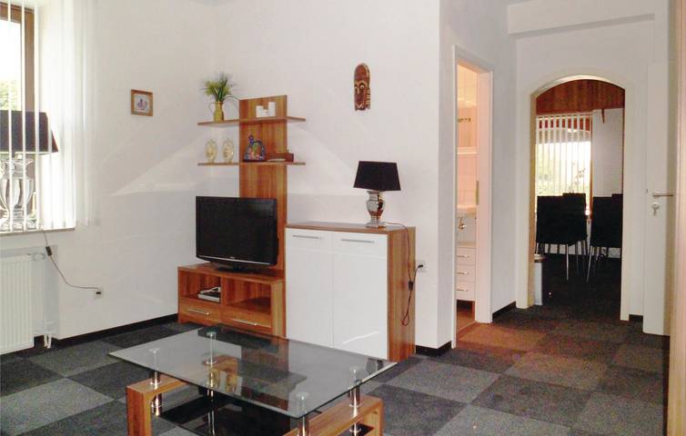 Entire holiday apartment, Ground Floor Apartment with Parking, Internet & Highchair in Referinghausen in Düdinghausen, Medebach
