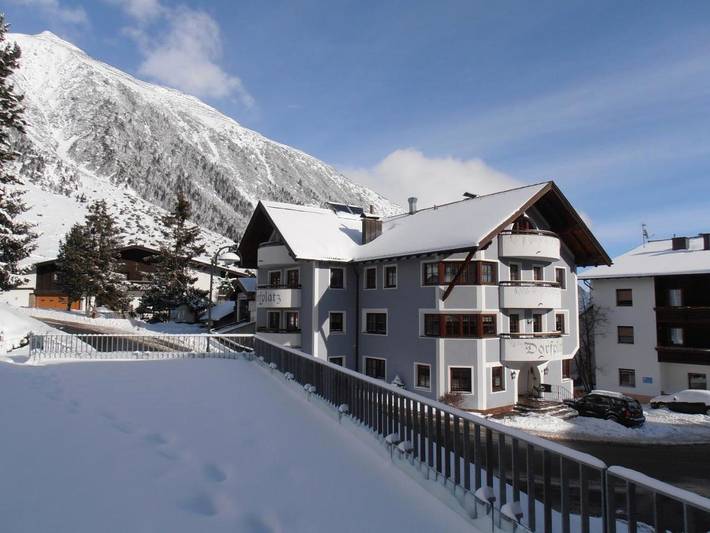BnB für 3 Personen, mit Balkon in Galtür