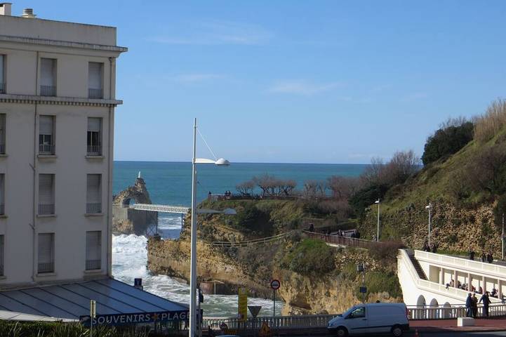 Gîte pour 5 personnes, avec balcon dans Plage du Port-Vieux