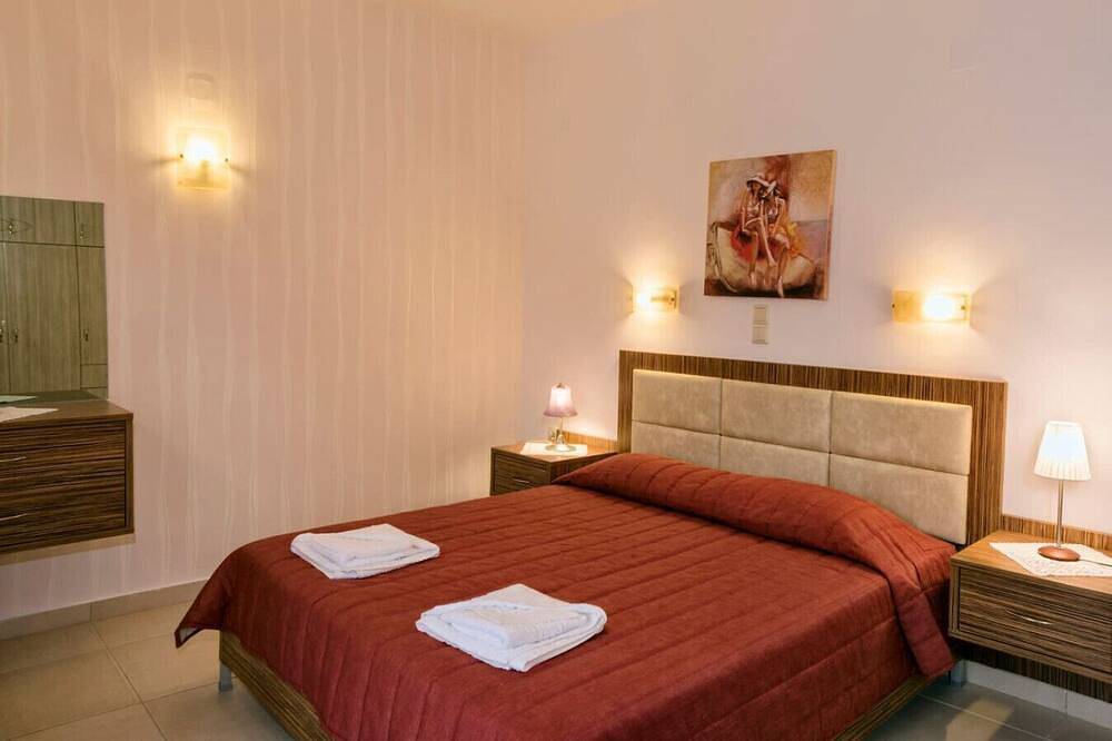 Family Villa w/Private Pool, Childrens Area & Bbq in Mesi, Rethymno e dintorni