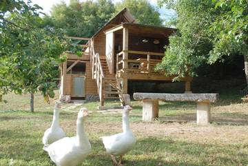 Tente pour 5 personnes, avec vue et jardin dans Côte-d'Or