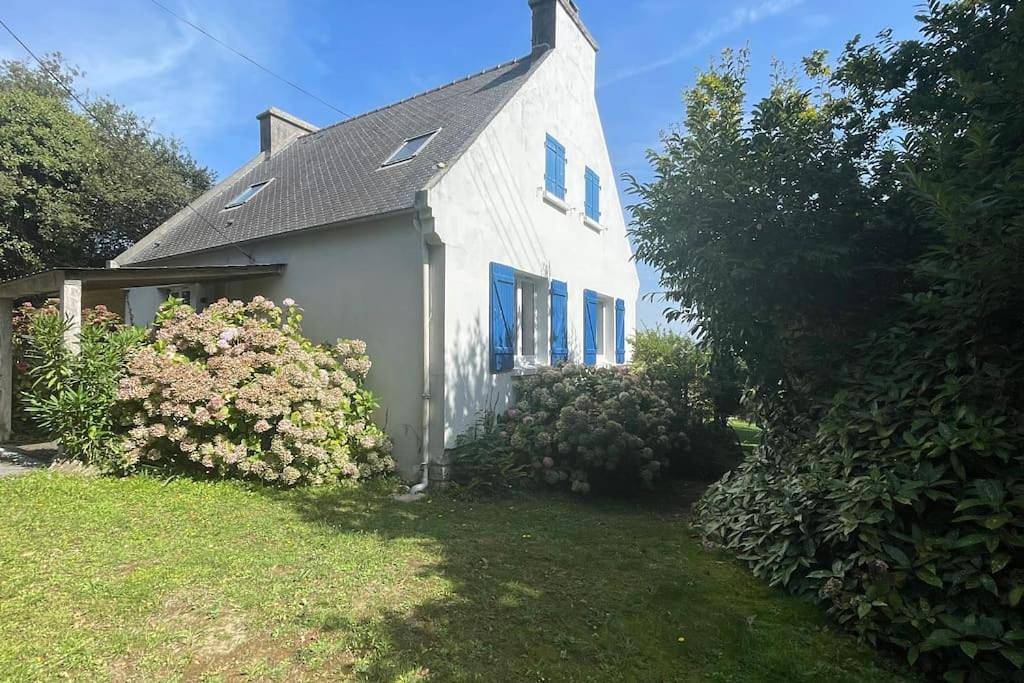 Ti-vakañsoù - maison de vacances in Roscanvel, Région de Châteaulin