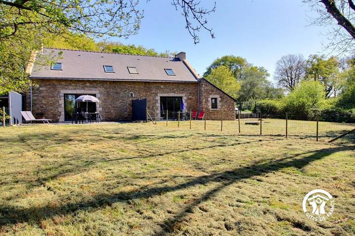 Gîte pour 4 personnes, avec Terrasse et Jardin à Marzan - 3