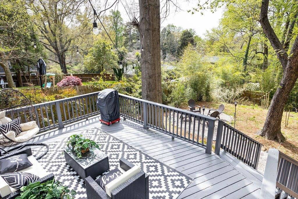 Emerywood Retreat: Chic Interiors in a Premier Neighborhood in High Point, Guilford County