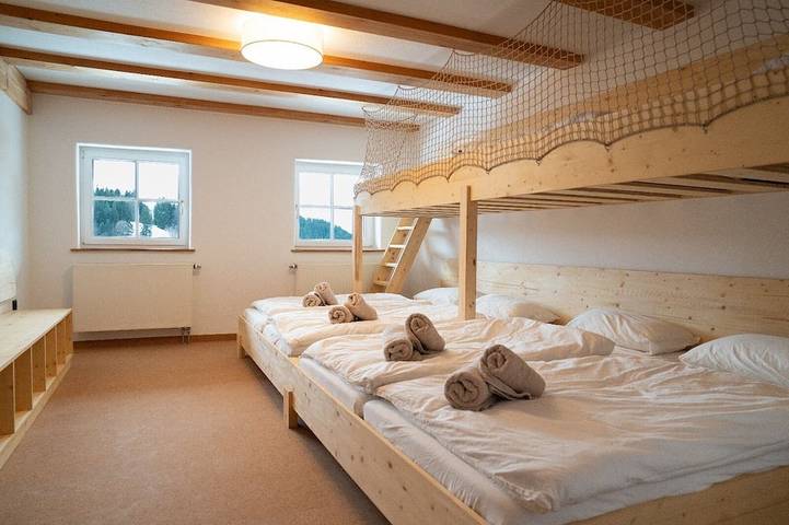 Ferienhaus für 15 Personen, mit Terrasse und Garten in Buchenberg - 3