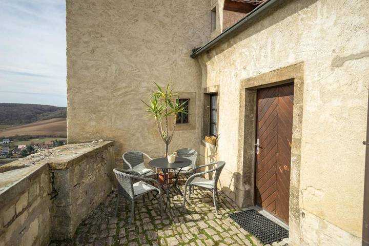 Ferienwohnung für 3 Personen, mit Terrasse und Ausblick in Freyburg (Unstrut) - 2