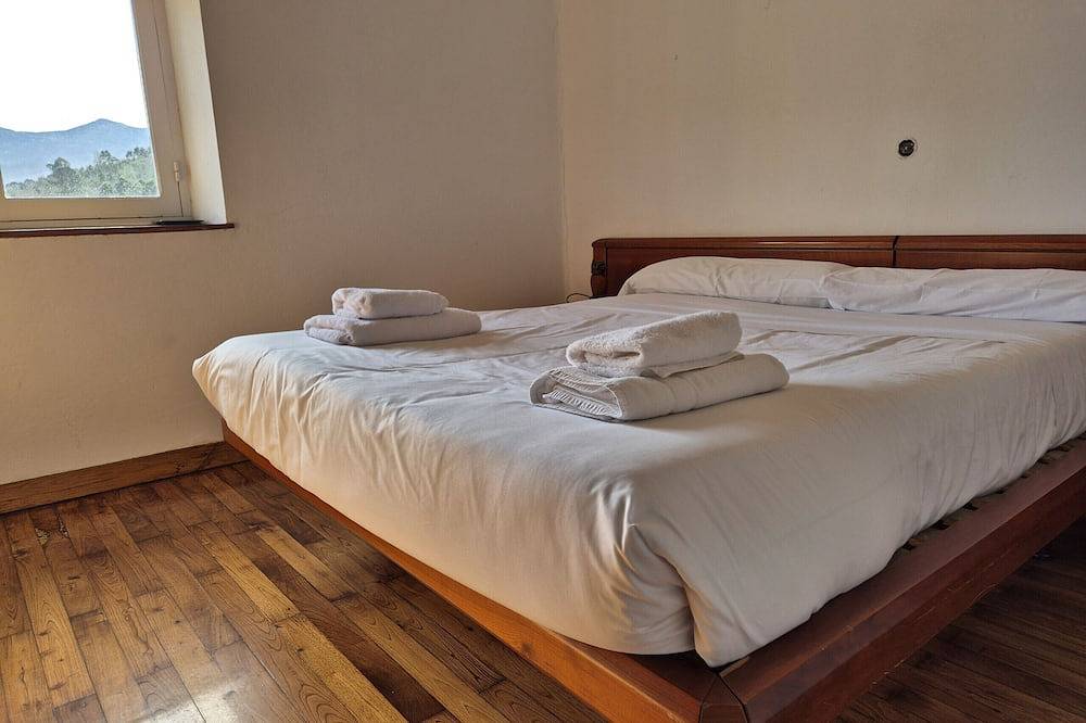 Ganze Wohnung, 14A05 Apartment with view in Colunga, Costa Verde (Spanien)
