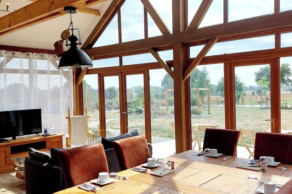 Bed&Breakfast homestay - 6 kms Mont Saint-Michel in Huisnes-sur-Mer, Bahía del Monte Saint-Michel