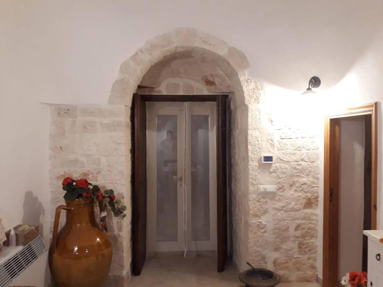 Trullo 'Vito with Pool' con piscina privada, terraza compartida y Wi-Fi in Martina Franca, Provincia de Taranto