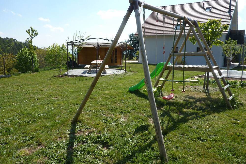 Appartement entier, Pres De Ribeauville A Thannenkirch  Gite En Duplex Vue Panoramique in Thannenkirch, Parc naturel régional des Ballons des Vosges