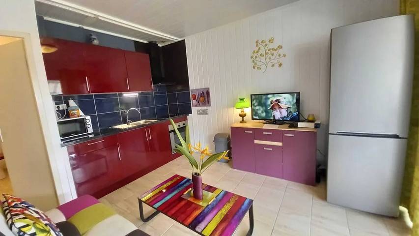 Location de vacances pour 4 personnes, avec jardin et terrasse dans Plage de Petite Anse - 2