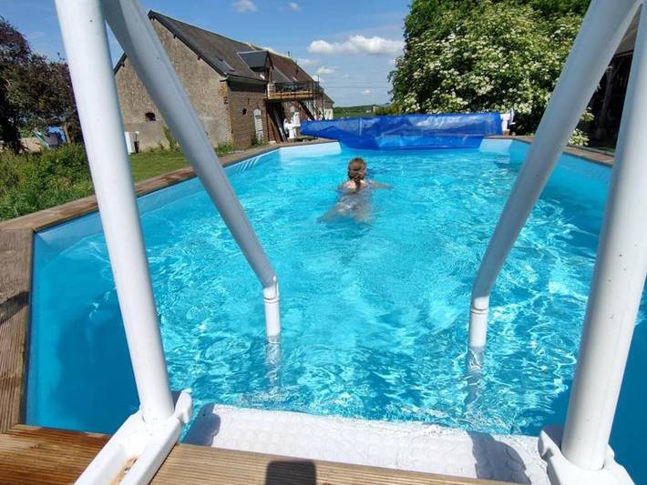 Location de vacances pour 4 personnes, avec jardin ainsi que piscine et terrasse à Prunay-Cassereau - 3