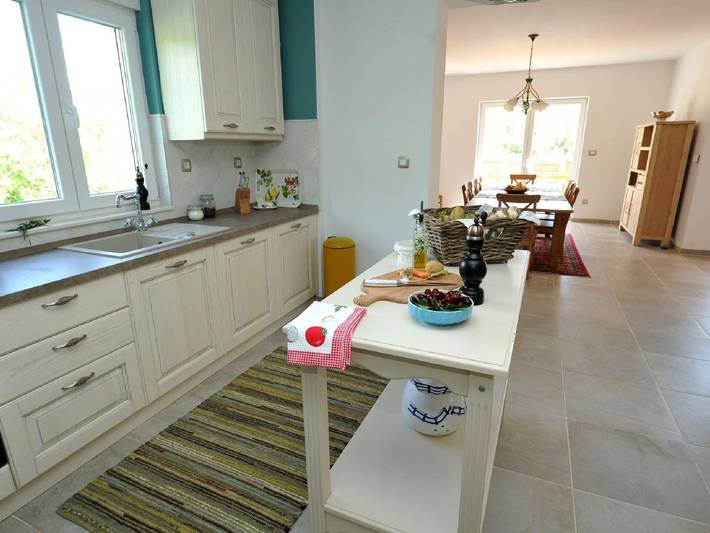 Luxurious Villa in Tijarica with a Private Pool in Makarska Riviera