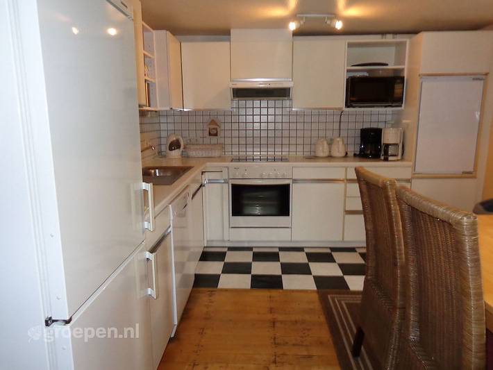 Ferienhaus für 16 Personen, mit Balkon/Terrasse und Sauna sowie Terrasse in Schmallenberg - 4