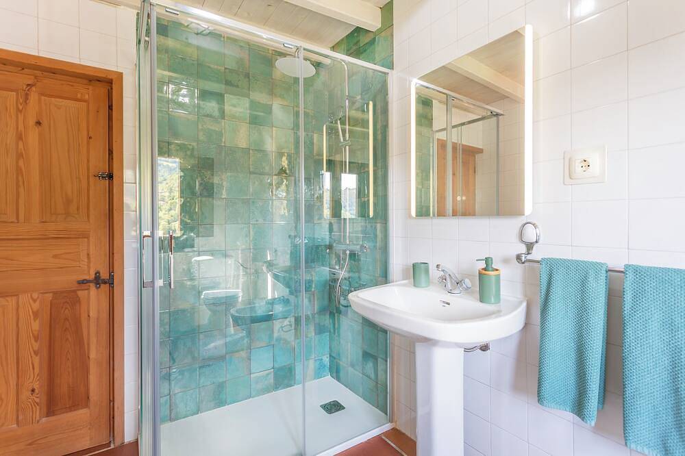 Casa Prado el Cardin, happy home in the mountains in Piloña, Costa Verde (Spain)