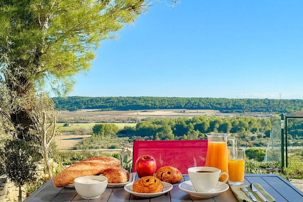 Ganze Wohnung, La Dolce Vita, 2 guests, Pool in Calvisson in Calvisson, Mittelmeerküste (Frankreich)