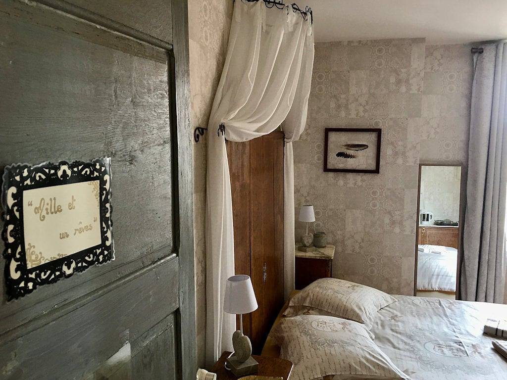 Le Château de Lombard - Chambre Mille et Un Rêves in Doubs