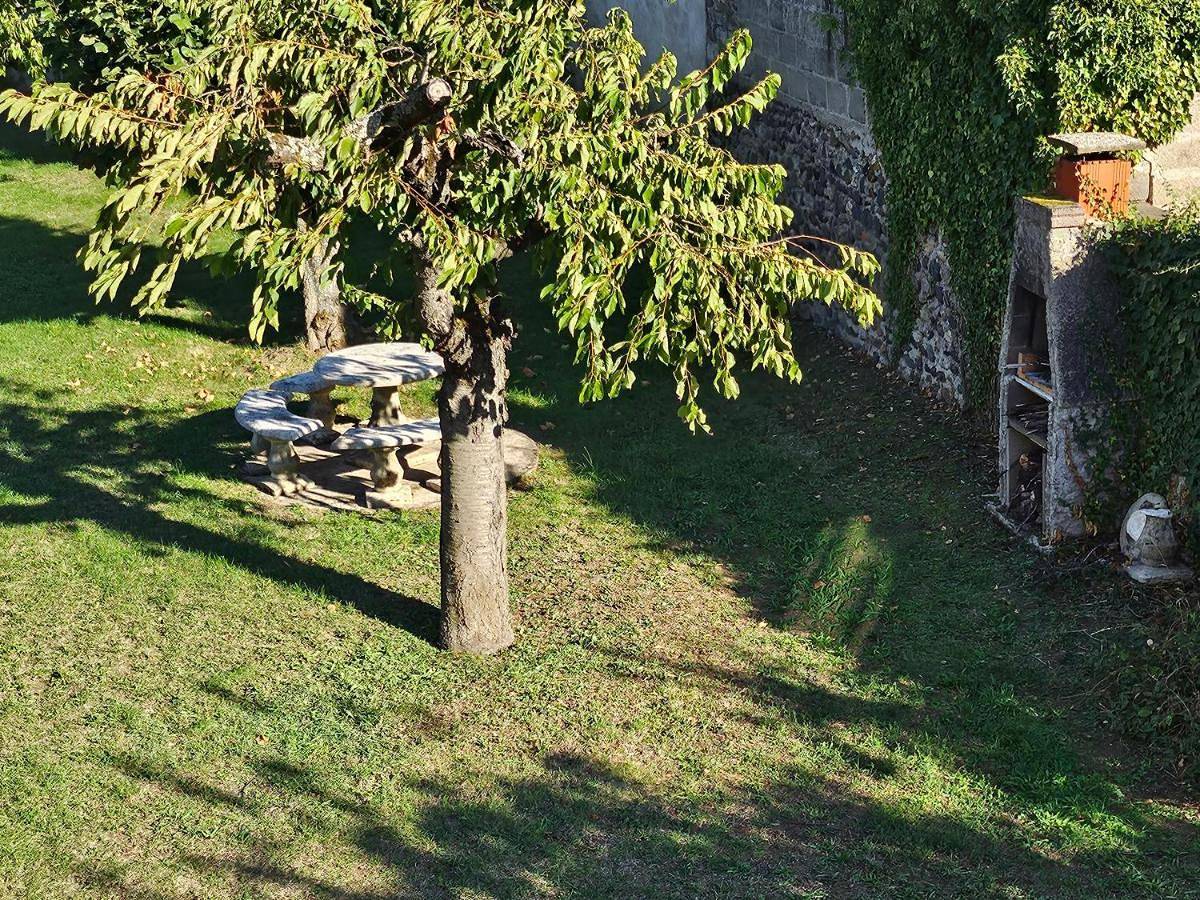 Appartement entier, Two-Bedroom Apartment in Langeac, Haute-Loire