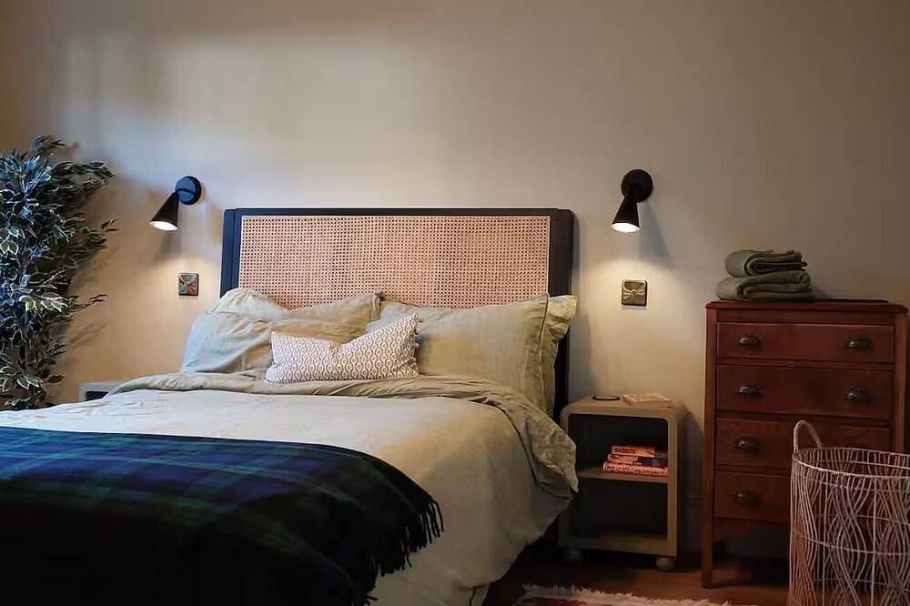 Cosy Cottage in Charming Village Close to Beach - Pass the Keys in Dumfries und Galloway