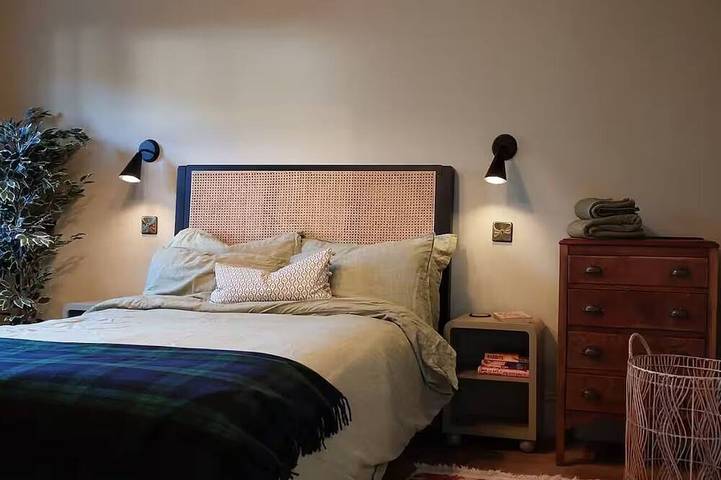 Cosy Cottage in Charming Village Close to Beach - Pass the Keys in Dumfries und Galloway