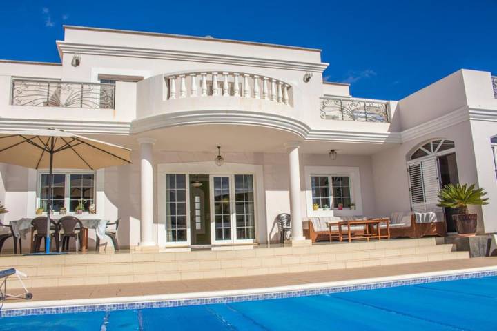 Ferienhaus für 11 Personen, mit Balkon und Kinderpool auf Lanzarote - 2