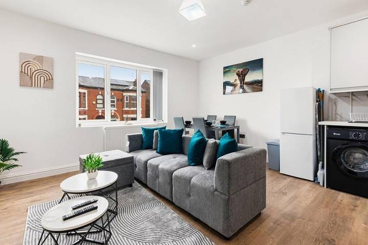 Apartment for 6 people in Stockport