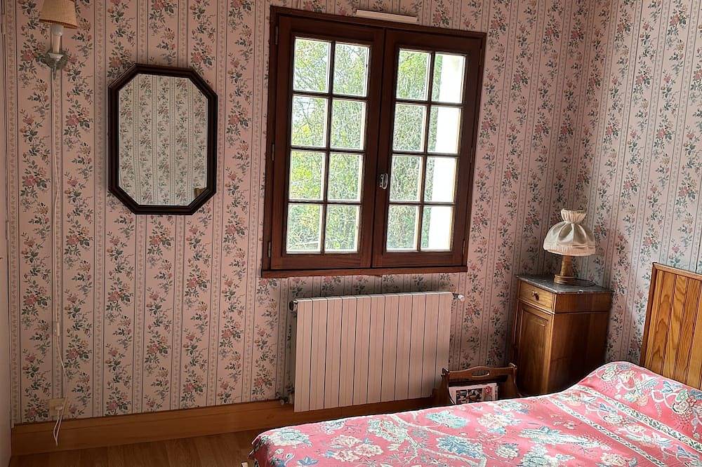 Maison de campagne cosy dans la verdure in Champniers, Charente