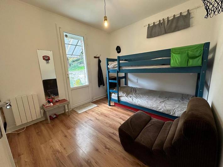 Location de vacances pour 4 personnes, avec terrasse ainsi que vue et jardin à Chamalières-sur-Loire - 3