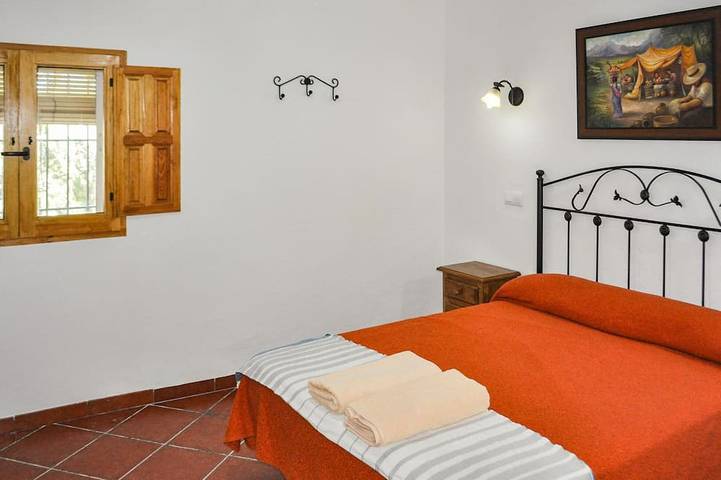 Preciosa casa en Montefrío con piscina privada, que puede ser interior o. in Montefrío, Provincia de Granada