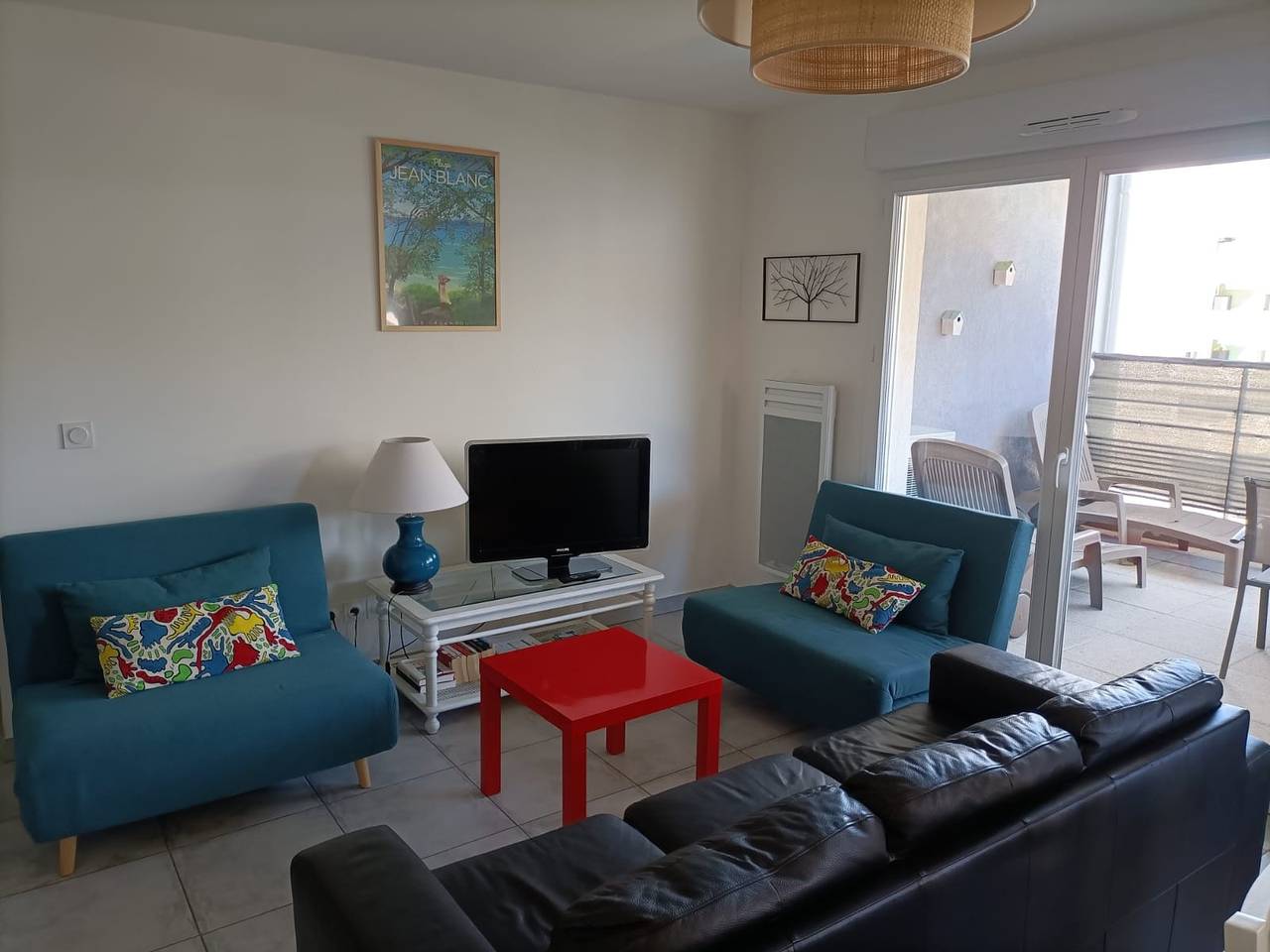 Ganze Wohnung, Ferienwohnung für 6 Personen mit Pool in Le Lavandou, Toulon Region