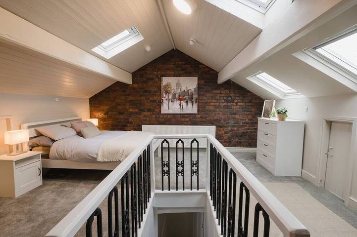Ganze Wohnung, Apartment-Apartment-Eigenes Badezimmer-Strassenblick in Westliches Yorkshire